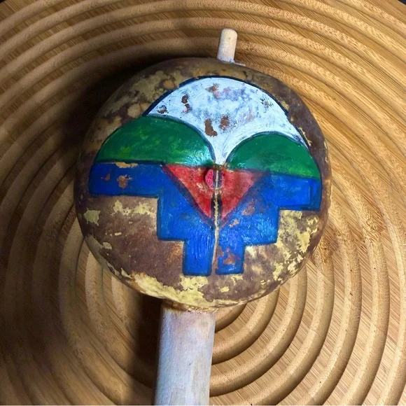 Vintage Native American Handmade & Painted Shaman Hopi Ground Rattle